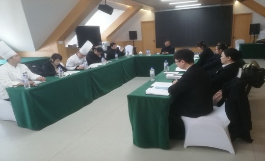 5.长白山海洋之神酒店组织召开治理人员会议(调整一下清澈度)_副本.jpg 5.长白山海洋之神酒店组织召开治理人员会议(调整一下清澈度)_副本.jpg